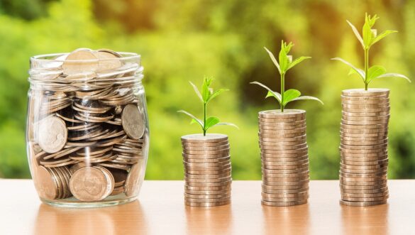 Cracking the Credit Code: Expert Strategies for Building Wealth and Security.